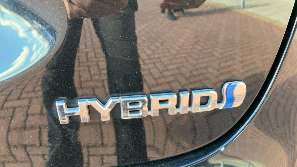 Toyota Yaris Cross 1.5 Hybrid Icon 5dr CVT Hybrid Estate - Image 55