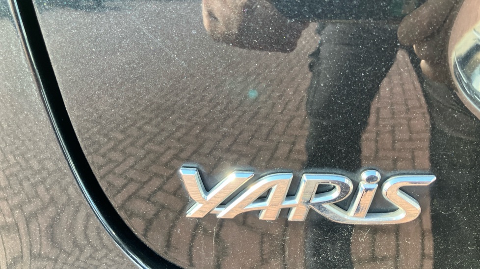 Toyota Yaris Cross 1.5 Hybrid Icon 5dr CVT Hybrid Estate - Image 57
