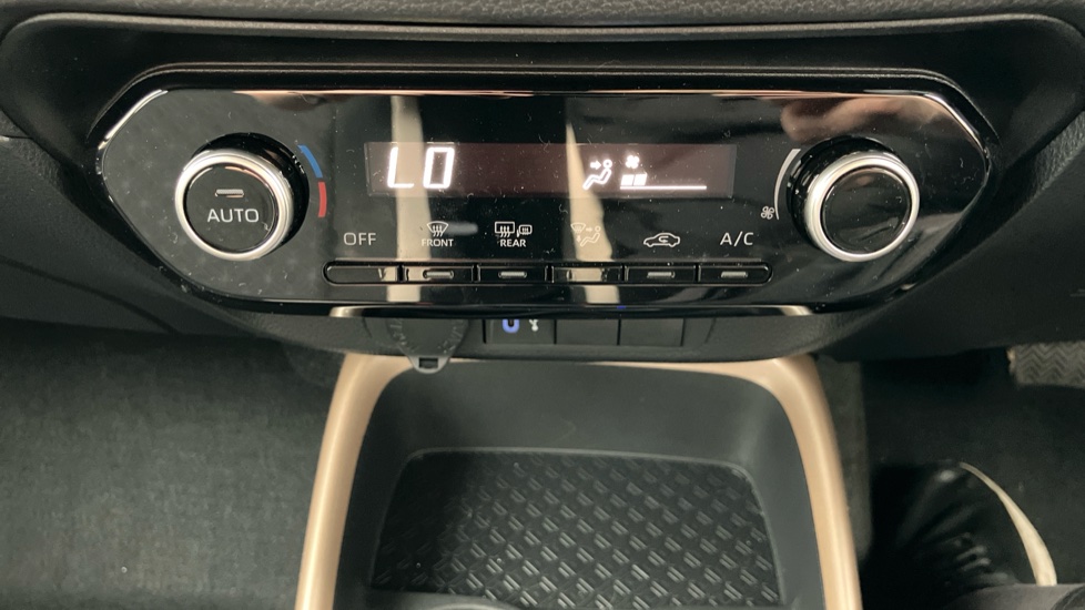 Toyota Aygo X 1.0 VVT-i Edge 5dr Auto Petrol Hatchback - Image 33