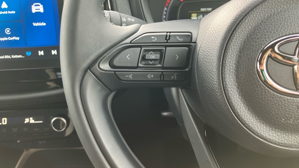 Toyota Aygo X 1.0 VVT-i Edge 5dr Auto Petrol Hatchback - Image 34