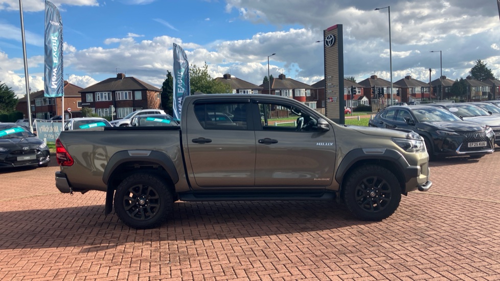Toyota Hilux Diesel Invincible X D/Cab Pick Up 2.8 D 48V Auto - Image 46