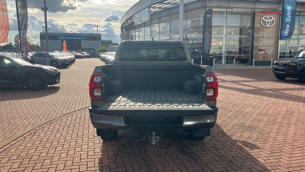 Toyota Hilux Diesel Invincible X D/Cab Pick Up 2.8 D 48V Auto - Image 49