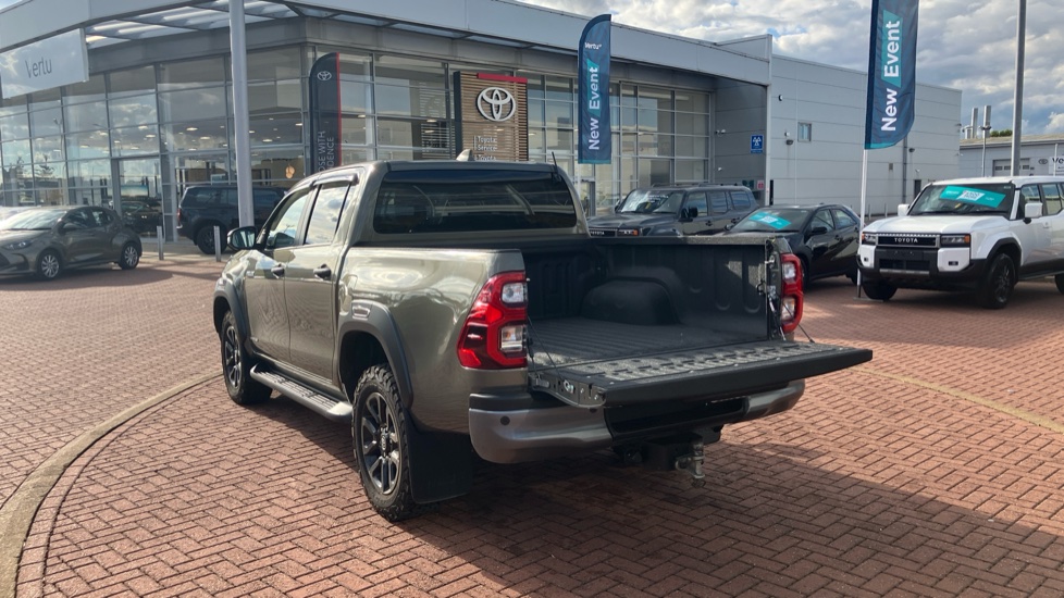 Toyota Hilux Diesel Invincible X D/Cab Pick Up 2.8 D 48V Auto - Image 50