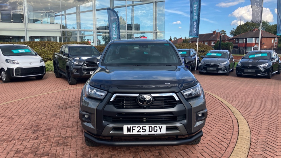 Toyota Hilux Diesel Invincible X D/Cab Pick Up 2.8 D 48V Auto - Image 54