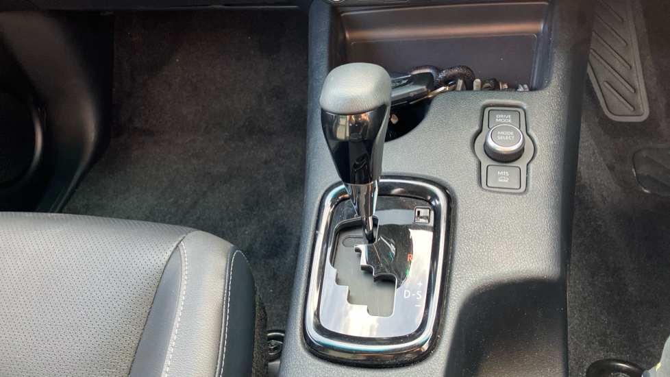 Toyota Hilux Diesel Invincible X D/Cab Pick Up 2.8 D 48V Auto - Image 62