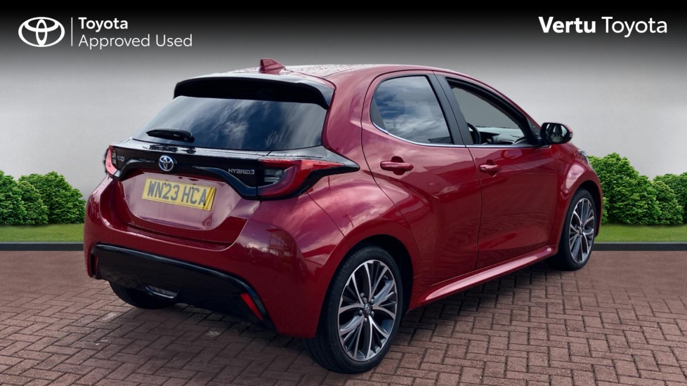Toyota Yaris 1.5 Hybrid Excel 5dr CVT Hybrid Hatchback - Image 2