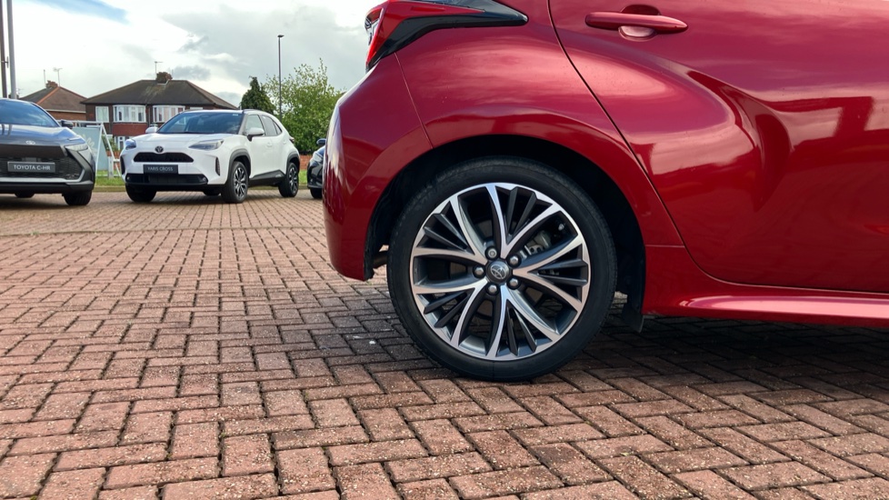 Toyota Yaris 1.5 Hybrid Excel 5dr CVT Hybrid Hatchback - Image 25