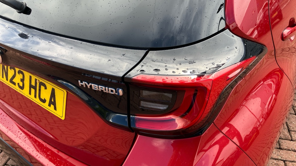 Toyota Yaris 1.5 Hybrid Excel 5dr CVT Hybrid Hatchback - Image 36