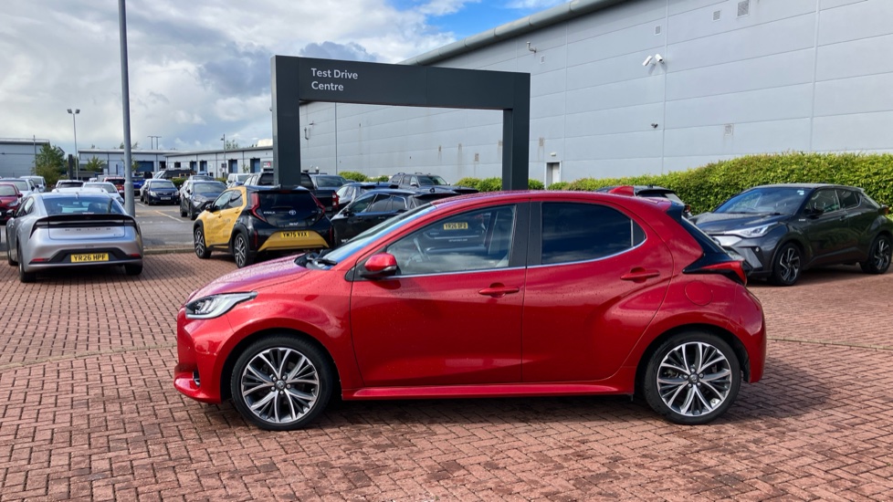 Toyota Yaris 1.5 Hybrid Excel 5dr CVT Hybrid Hatchback - Image 46