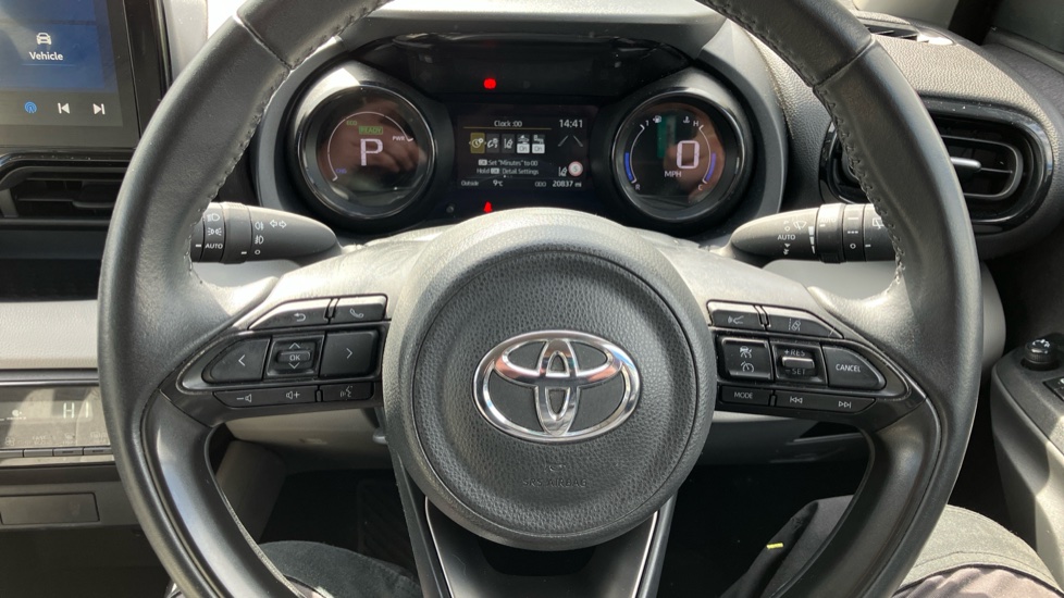 Toyota Yaris 1.5 Hybrid Excel 5dr CVT Hybrid Hatchback - Image 53