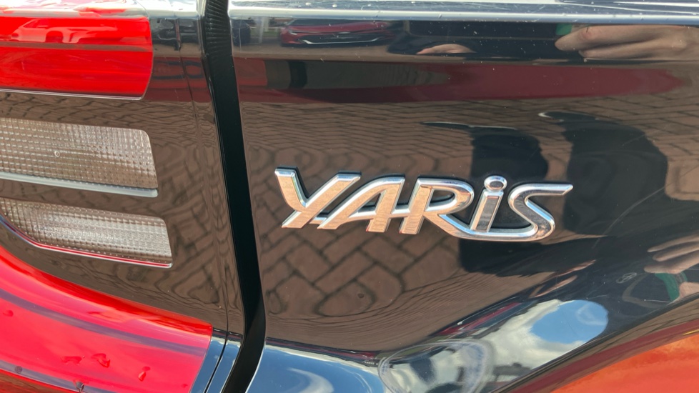 Toyota Yaris 1.5 Hybrid Excel 5dr CVT Hybrid Hatchback - Image 59