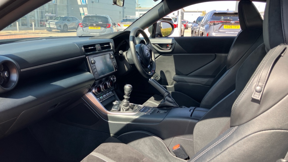 Toyota Gr86 2.4 D-4S 2dr Petrol Coupe - Image 5