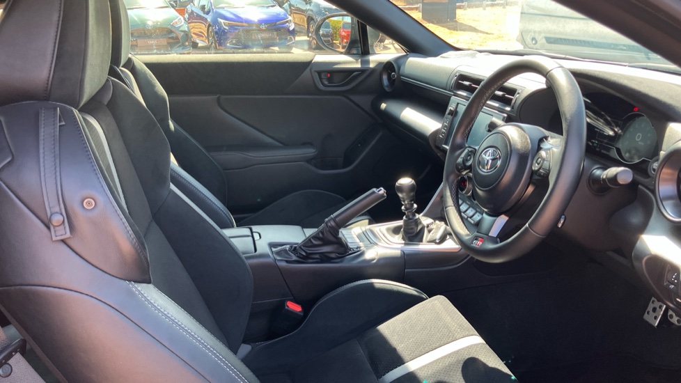 Toyota Gr86 2.4 D-4S 2dr Petrol Coupe - Image 12