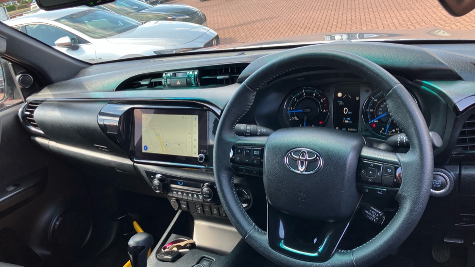 Toyota Hilux Diesel Invincible X D/Cab Pick Up 2.8 D 48V Auto - Image 6