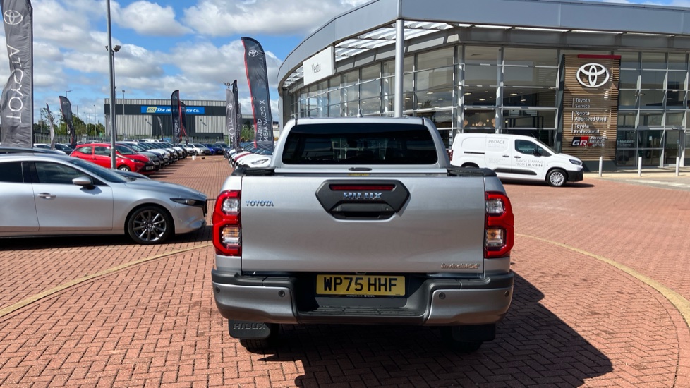 Toyota Hilux Diesel Invincible X D/Cab Pick Up 2.8 D 48V Auto - Image 46