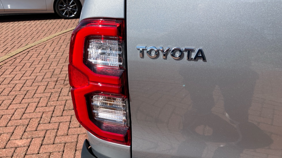 Toyota Hilux Diesel Invincible X D/Cab Pick Up 2.8 D 48V Auto - Image 50