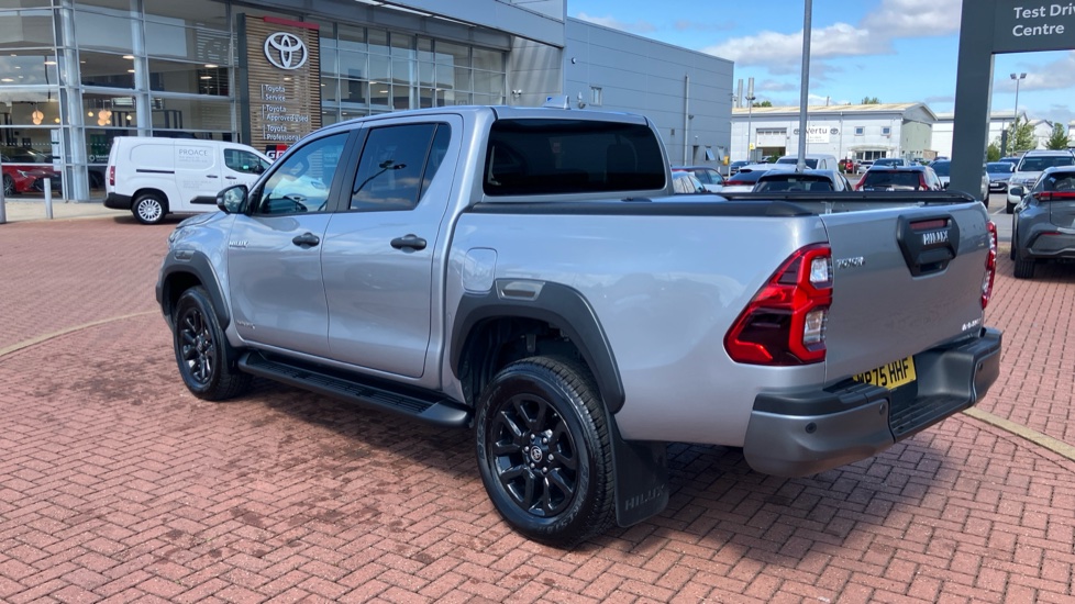Toyota Hilux Diesel Invincible X D/Cab Pick Up 2.8 D 48V Auto - Image 51