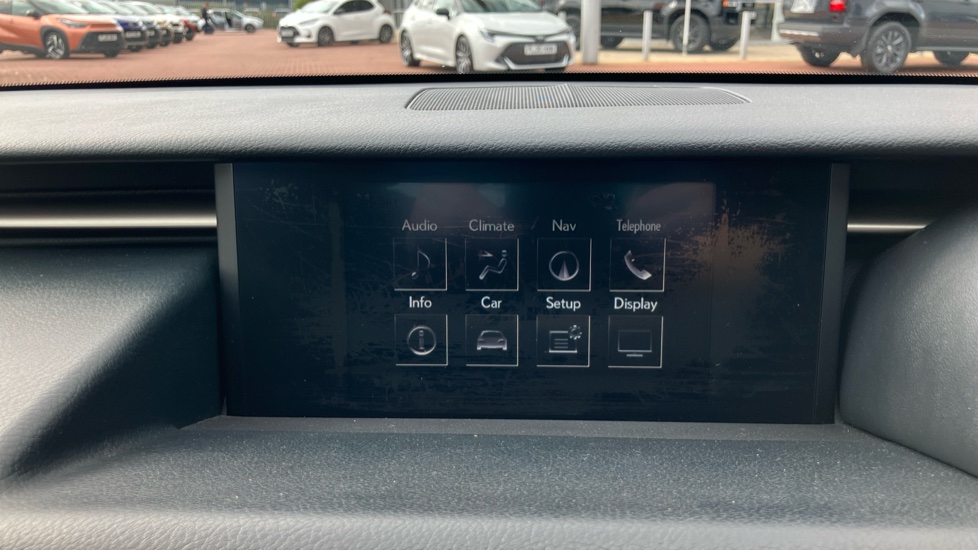 Lexus IS 300h Luxury 4dr CVT Auto Hybrid Saloon - Image 40