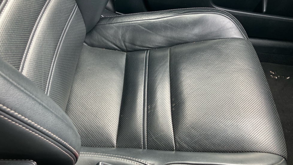 Lexus IS 300h Luxury 4dr CVT Auto Hybrid Saloon - Image 65