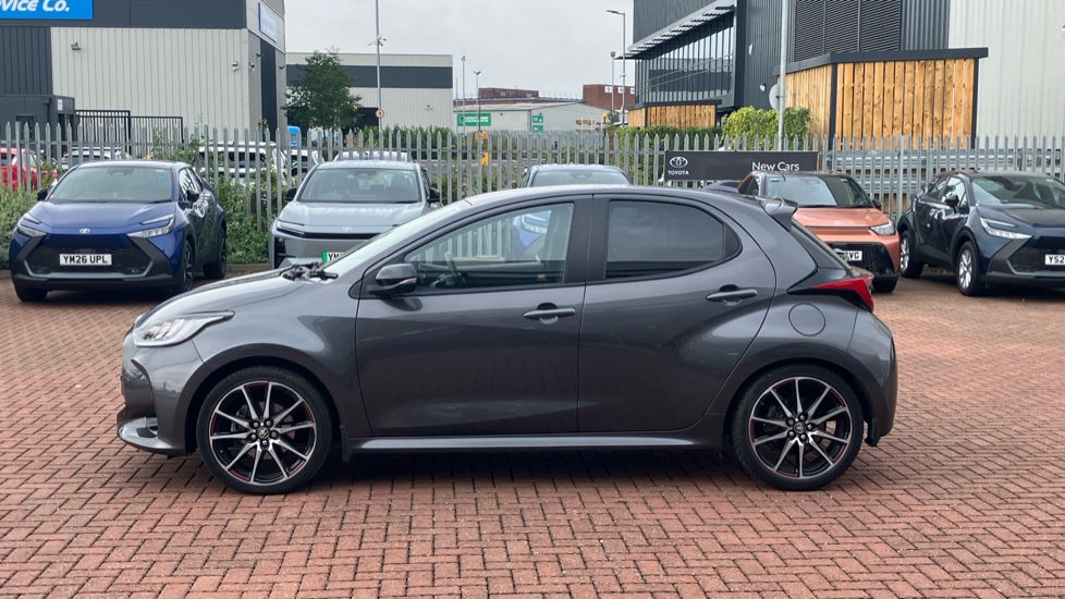 Toyota Yaris 1.5 Hybrid GR Sport 5dr CVT Hybrid Hatchback - Image 24