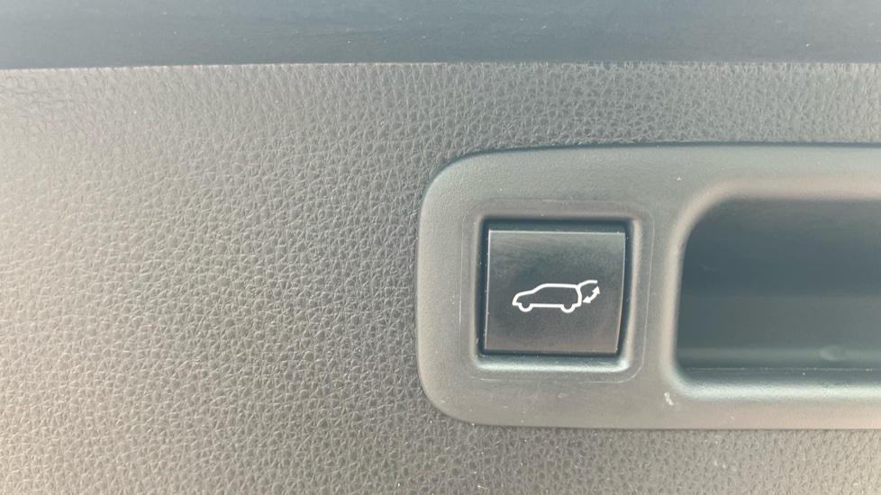 Toyota Highlander 2.5 VVT-i Hybrid Excel Premium 5dr CVT Hybrid Estate - Image 58