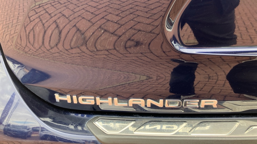 Toyota Highlander 2.5 VVT-i Hybrid Excel Premium 5dr CVT Hybrid Estate - Image 61