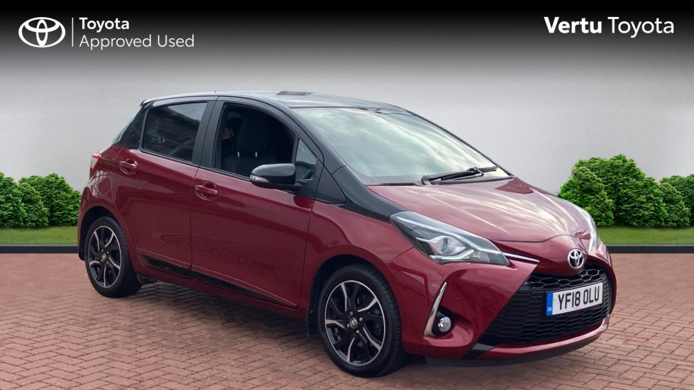 Toyota Yaris 1.5 VVT-i Blue Bi-tone 5dr Petrol Hatchback - Image 1