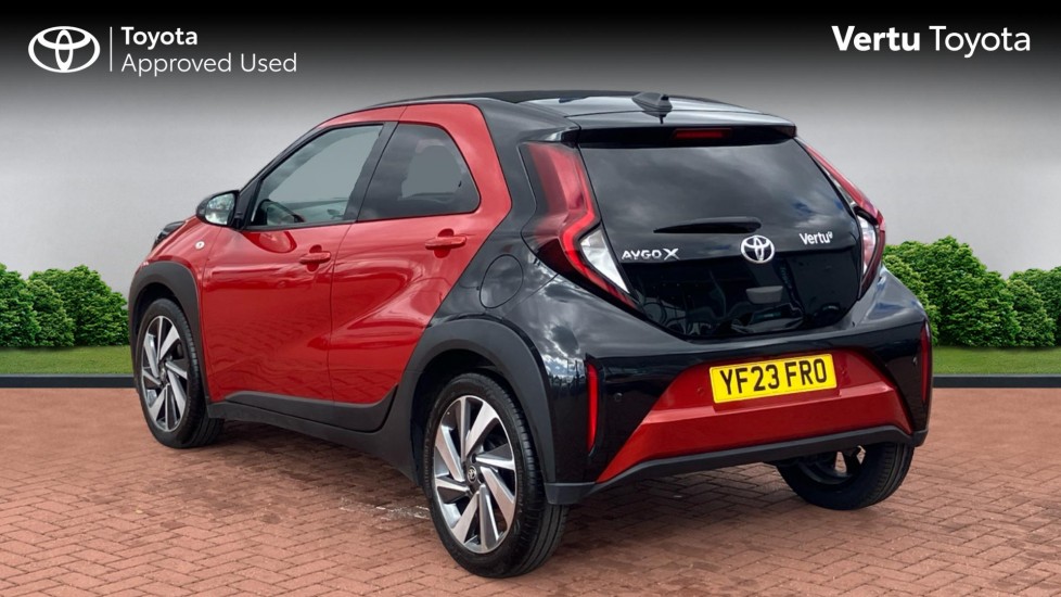Toyota Aygo X 1.0 VVT-i Edge 5dr Petrol Hatchback - Image 4