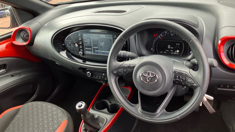 Toyota Aygo X 1.0 VVT-i Edge 5dr Petrol Hatchback - Image 6