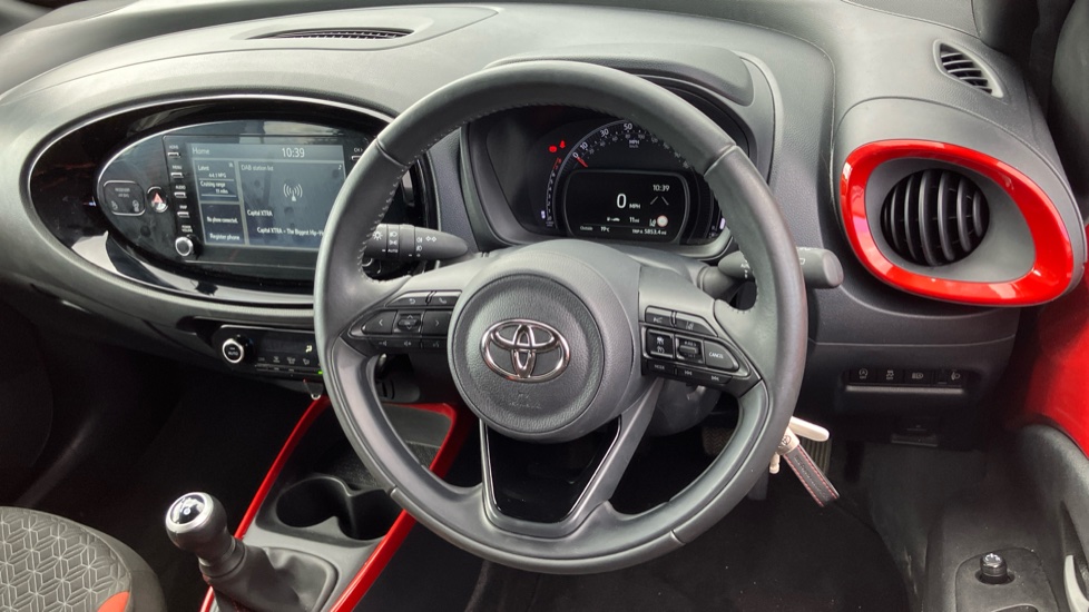 Toyota Aygo X 1.0 VVT-i Edge 5dr Petrol Hatchback - Image 7