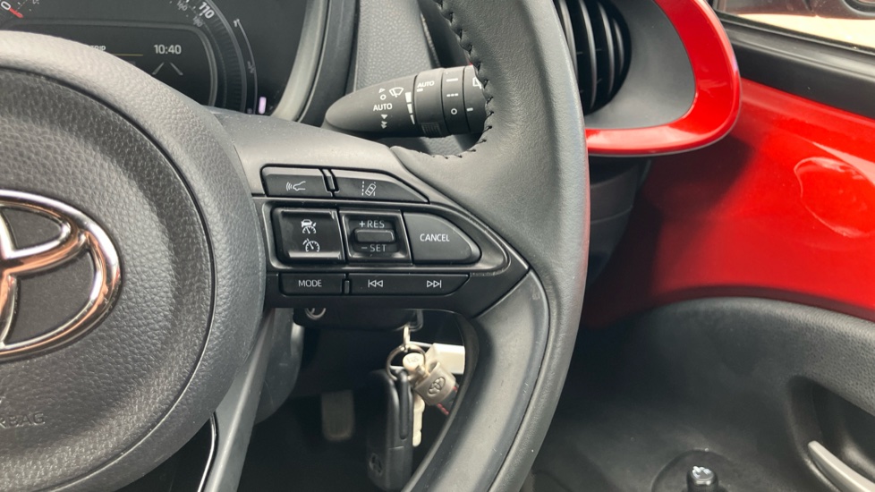 Toyota Aygo X 1.0 VVT-i Edge 5dr Petrol Hatchback - Image 29