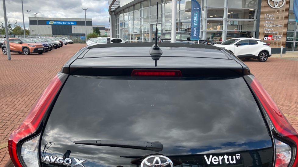 Toyota Aygo X 1.0 VVT-i Edge 5dr Petrol Hatchback - Image 37