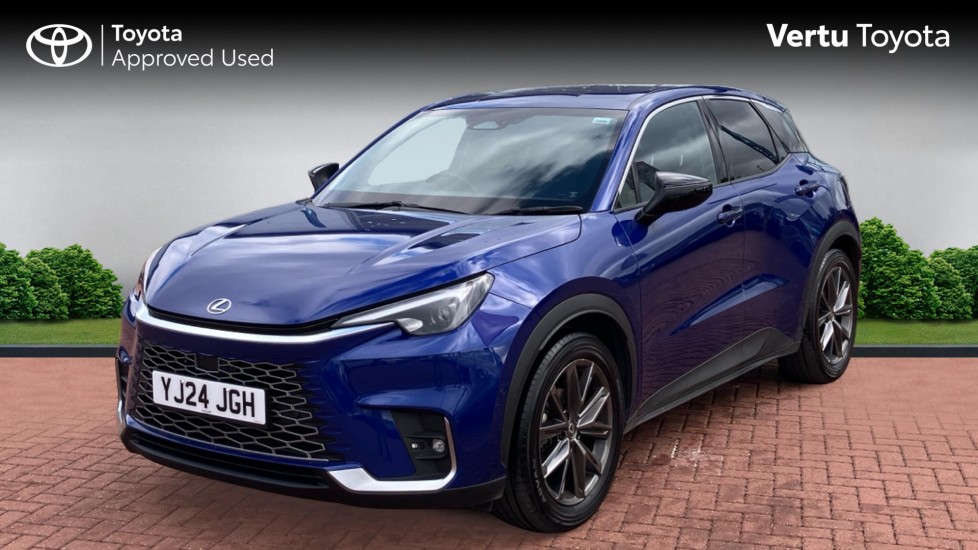 Lexus LBX 1.5 Takumi 5dr E-CVT AWD Hybrid Hatchback - Image 3