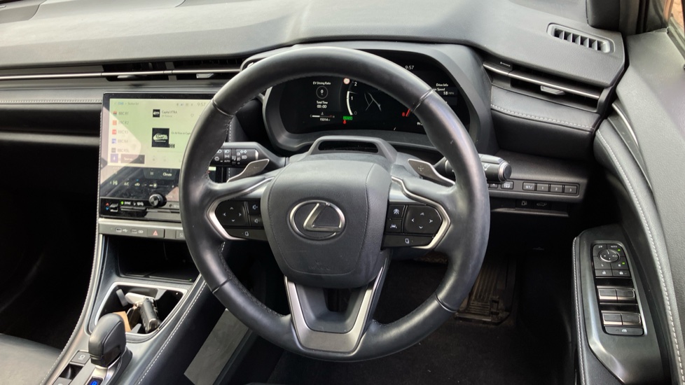 Lexus LBX 1.5 Takumi 5dr E-CVT AWD Hybrid Hatchback - Image 7