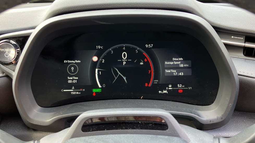 Lexus LBX 1.5 Takumi 5dr E-CVT AWD Hybrid Hatchback - Image 11