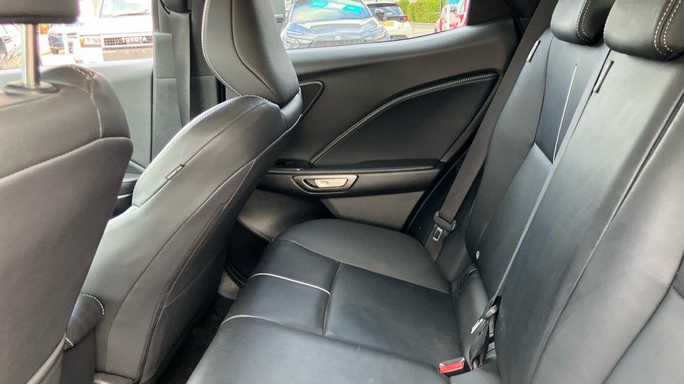 Lexus LBX 1.5 Takumi 5dr E-CVT AWD Hybrid Hatchback - Image 15