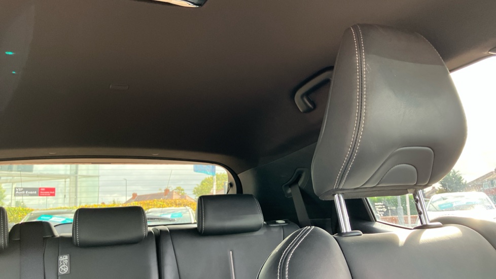 Lexus LBX 1.5 Takumi 5dr E-CVT AWD Hybrid Hatchback - Image 19
