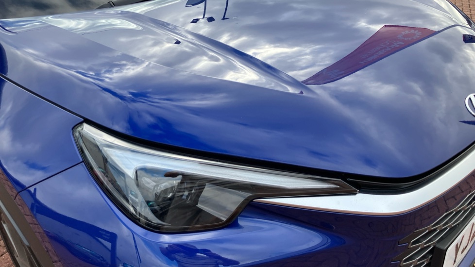 Lexus LBX 1.5 Takumi 5dr E-CVT AWD Hybrid Hatchback - Image 20