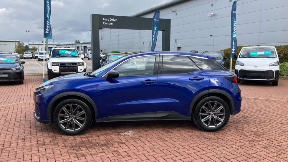 Lexus LBX 1.5 Takumi 5dr E-CVT AWD Hybrid Hatchback - Image 24