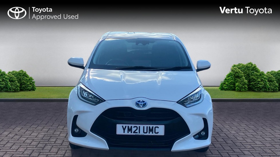 Toyota Yaris 1.5 Hybrid Design 5dr CVT Hybrid Hatchback - Image 22