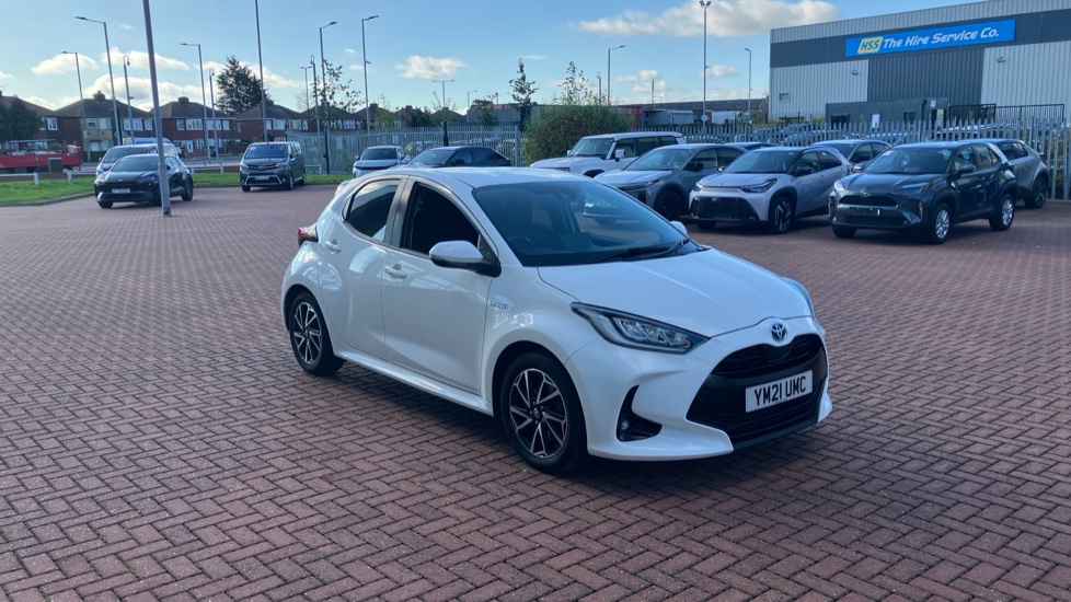 Toyota Yaris 1.5 Hybrid Design 5dr CVT Hybrid Hatchback - Image 44