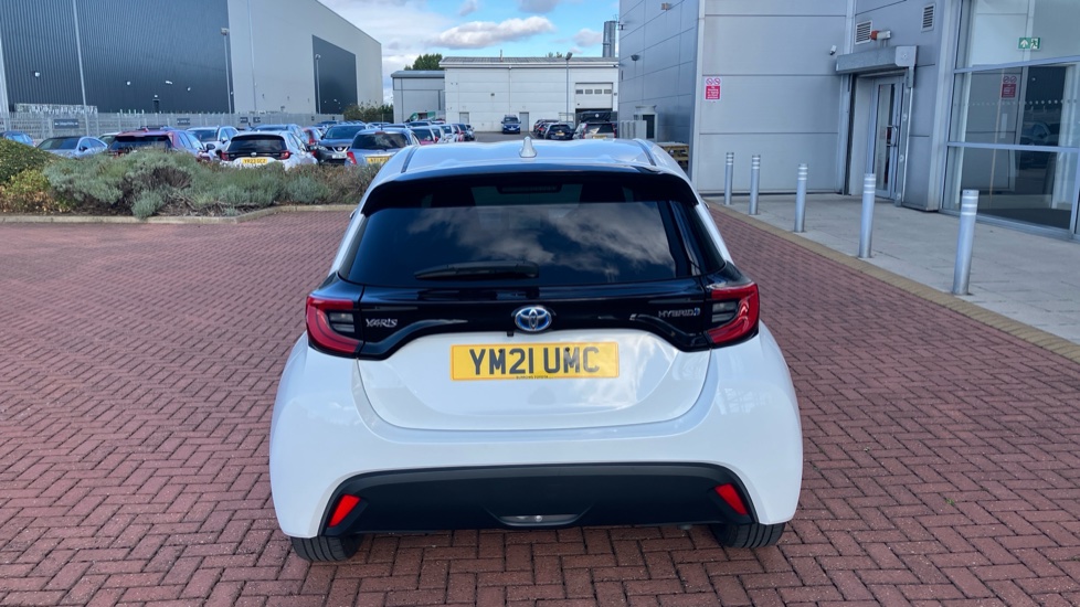 Toyota Yaris 1.5 Hybrid Design 5dr CVT Hybrid Hatchback - Image 47