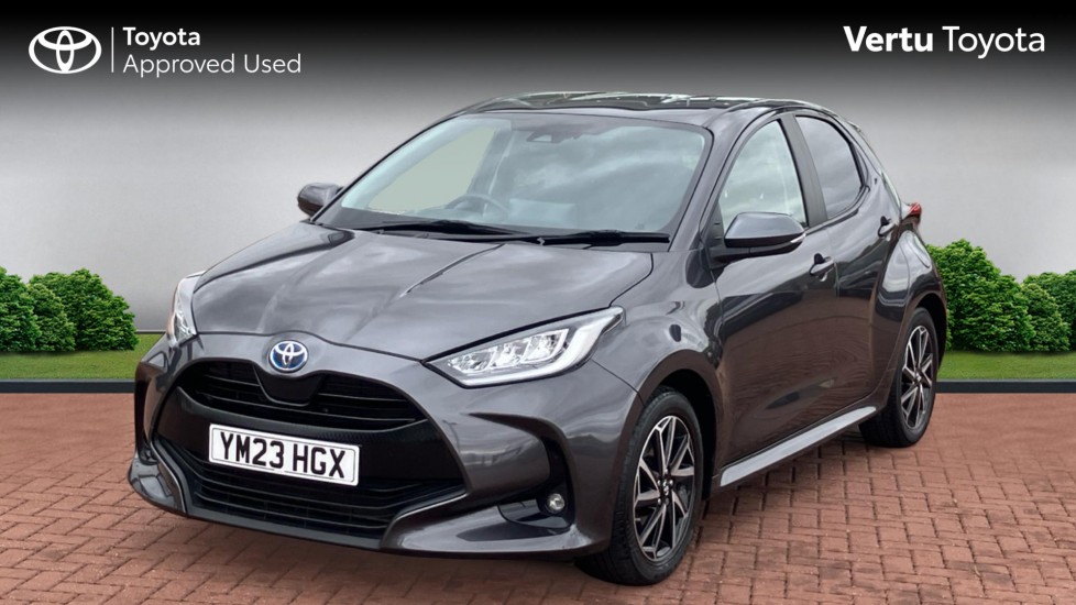 Toyota Yaris 1.5 Hybrid Design 5dr CVT Hybrid Hatchback - Image 3