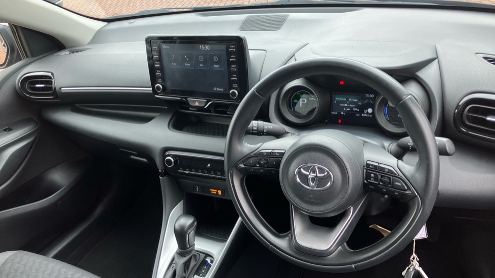 Toyota Yaris 1.5 Hybrid Design 5dr CVT Hybrid Hatchback - Image 6