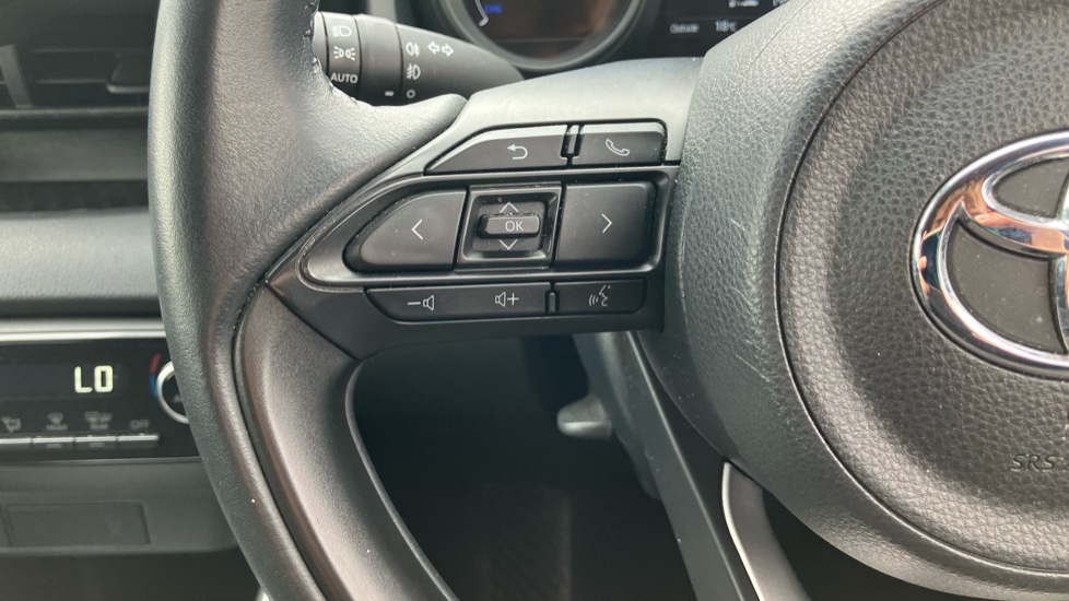 Toyota Yaris 1.5 Hybrid Design 5dr CVT Hybrid Hatchback - Image 34