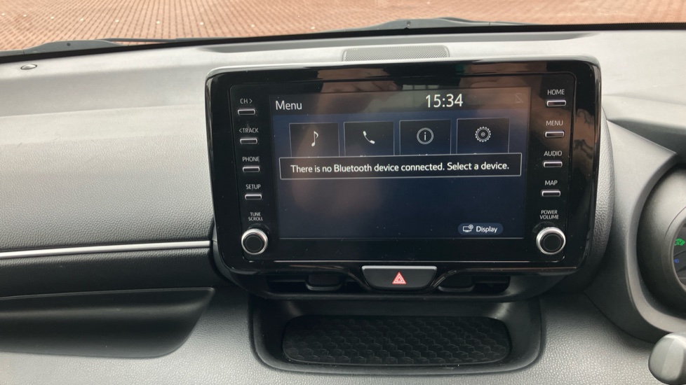 Toyota Yaris 1.5 Hybrid Design 5dr CVT Hybrid Hatchback - Image 38