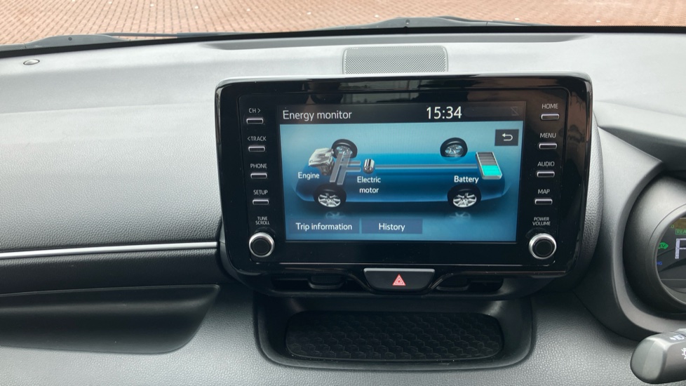 Toyota Yaris 1.5 Hybrid Design 5dr CVT Hybrid Hatchback - Image 39