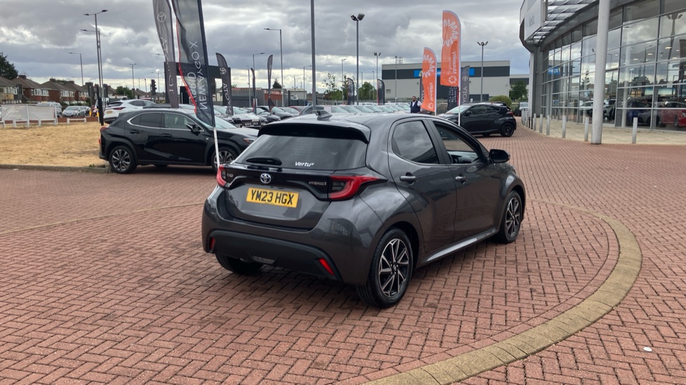 Toyota Yaris 1.5 Hybrid Design 5dr CVT Hybrid Hatchback - Image 44
