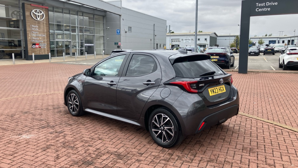 Toyota Yaris 1.5 Hybrid Design 5dr CVT Hybrid Hatchback - Image 46
