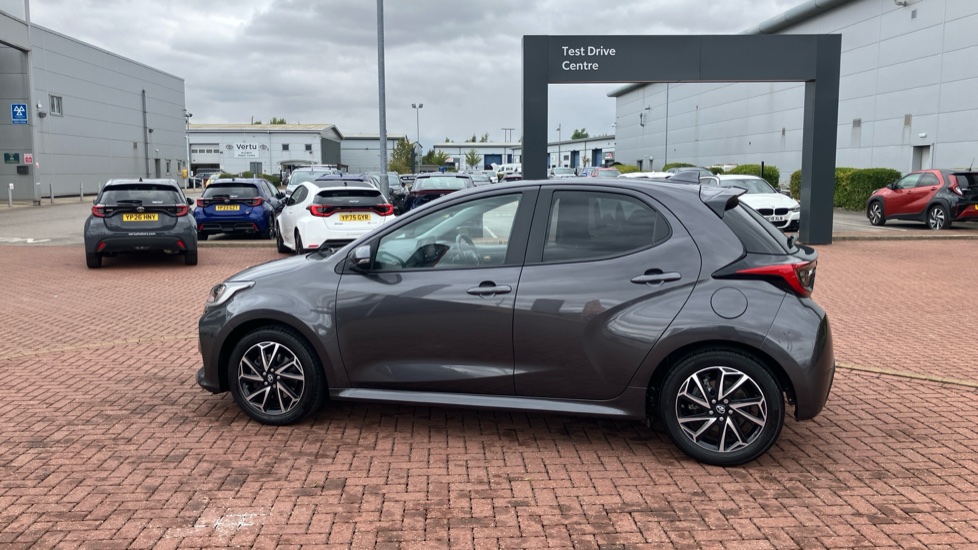 Toyota Yaris 1.5 Hybrid Design 5dr CVT Hybrid Hatchback - Image 47